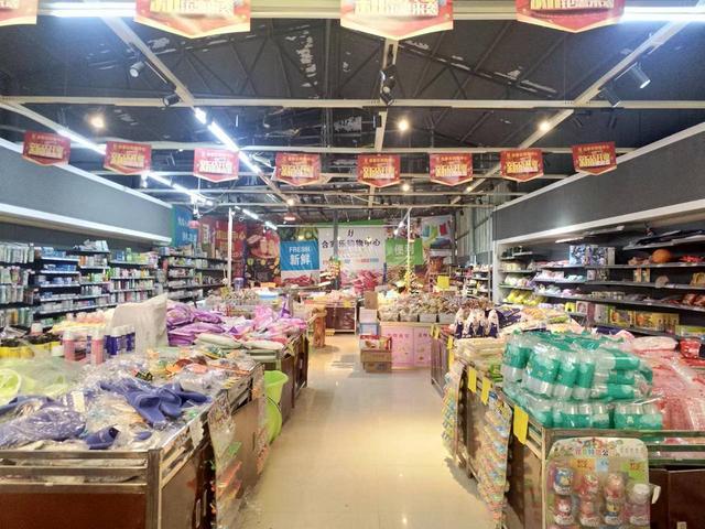 （声迅传媒）颍上江口镇中心好位置营业中大型超市转让，