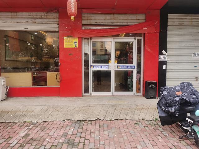 因家庭原因忍痛转让运营中饭店，