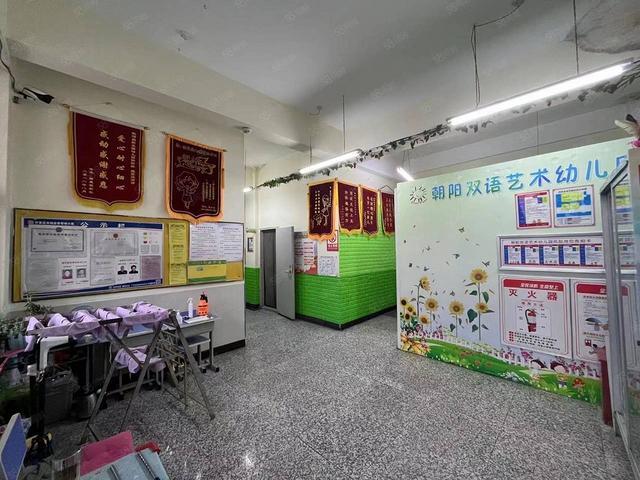 急转！秦皇岛经济技术开发区漓江花园15栋340平幼儿园