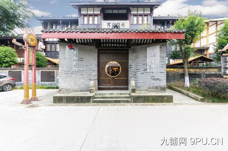 底价转让私汤温泉民宿酒店，设备齐全，接手即可营业