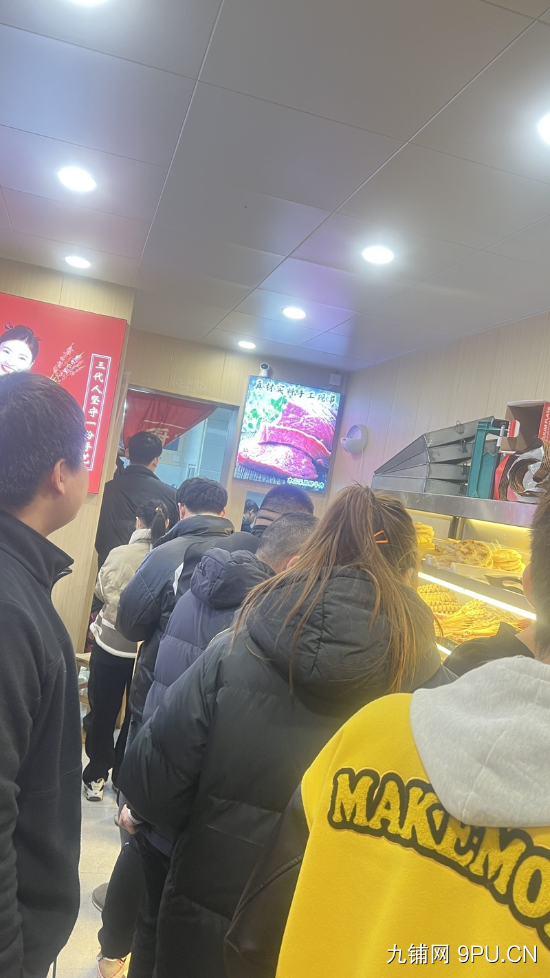 【房东直签】郑州美食打卡街永安街餐饮门店转让